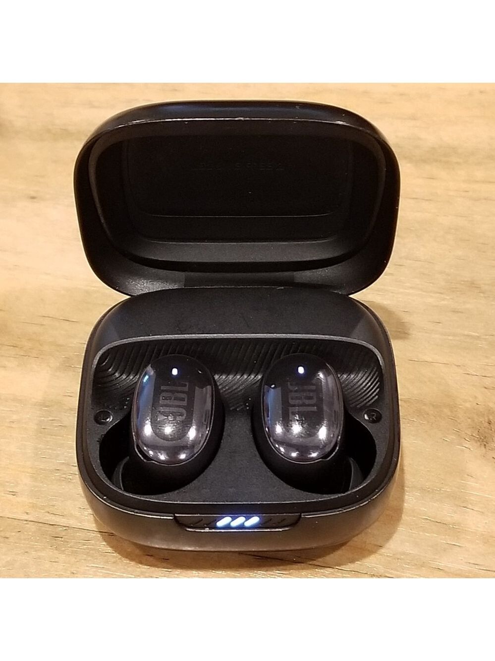 JBL Live Free 2 TWS IPX5 Adaptive ANC Multi-Point 6 Mic Qi 35H